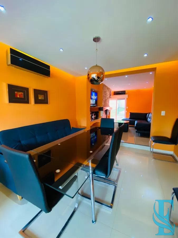 CHALET EN ALQUILER TEMPORARIO Y ANUAL .