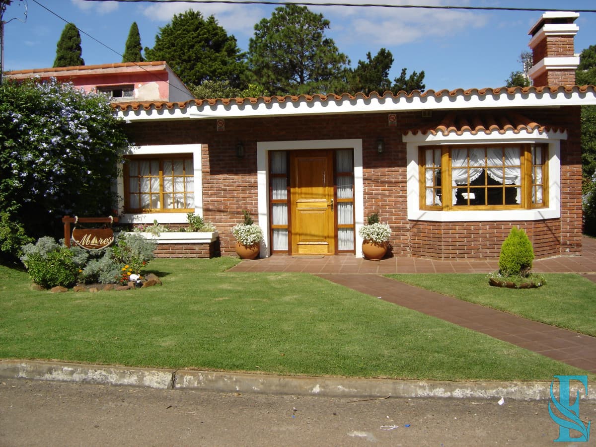 Hermoso Chalet De 3 Dorm A Tan Solo 50 Mts De Playa Mansa, Punta del Este