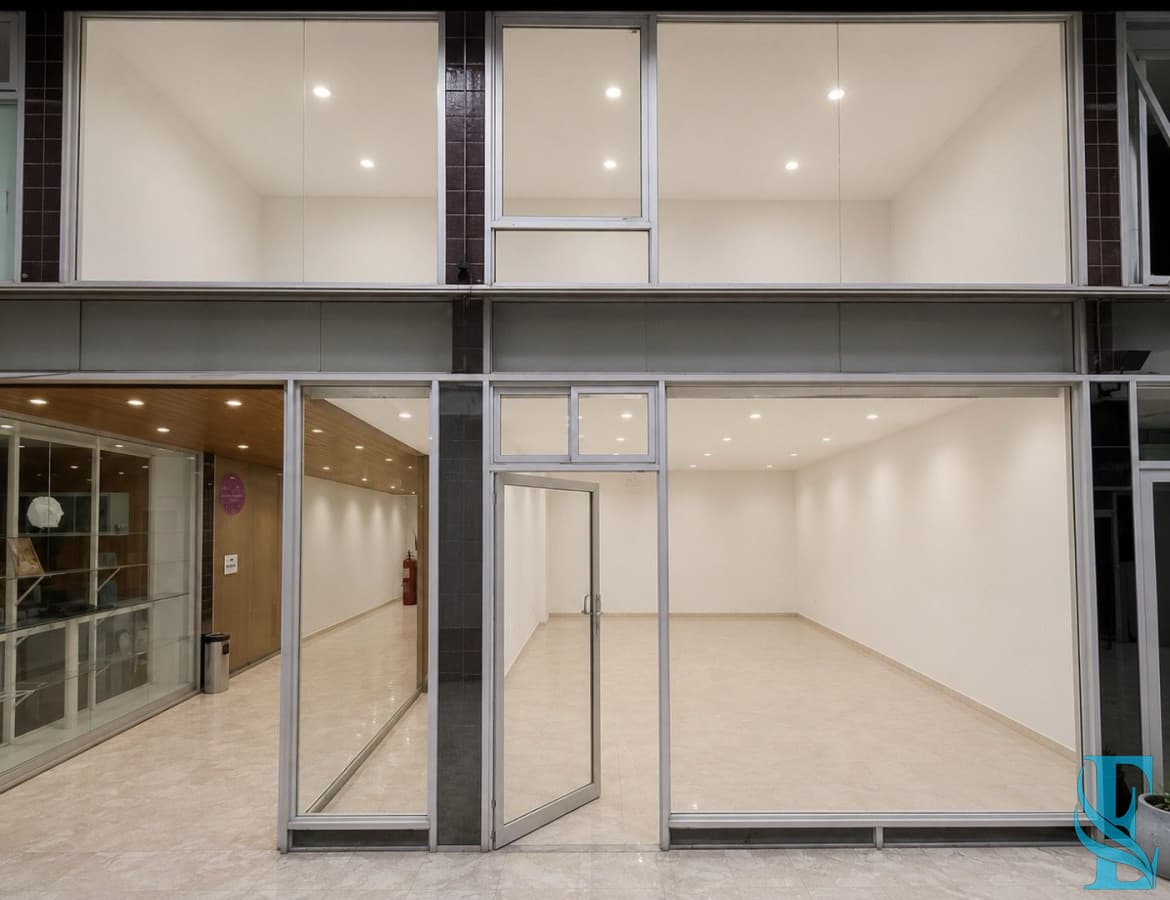 ¡Oportunidad! Venta De Local Con Entrepiso En Gorlero