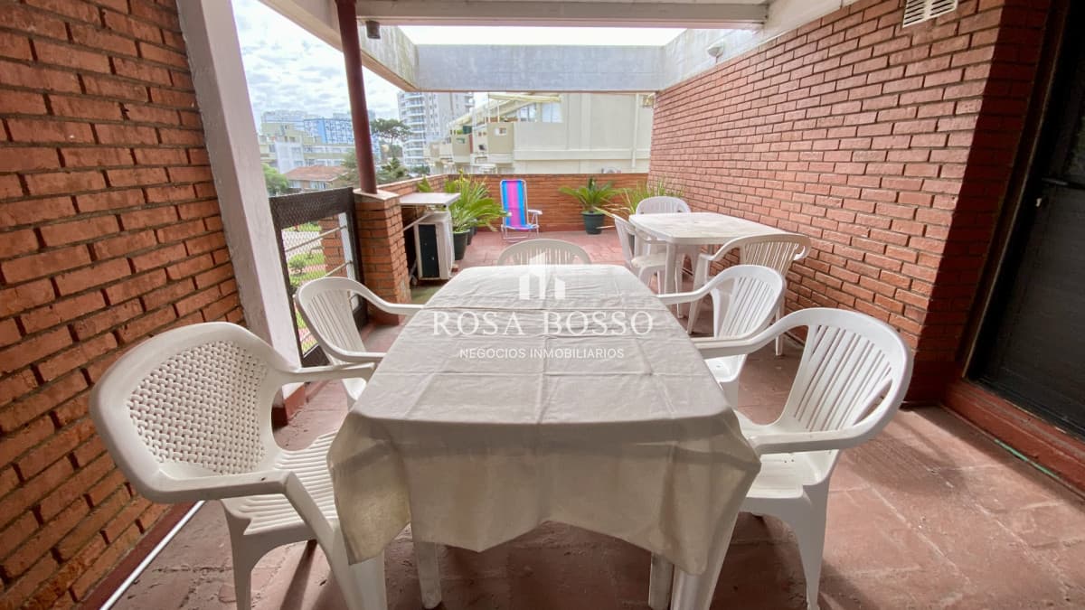 Apartamento Venta Duplex 3 dormitorios Aidy Grill Punta del Este
