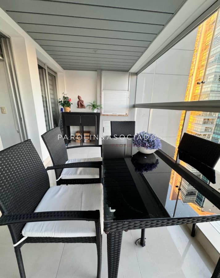 Apartamento en venta de 2 dormitorios en Miami Boulevard, Punta del Este.