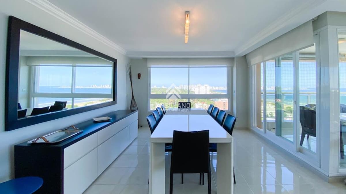 Apartamento ID.2059 - Venta apartamento 3 dormitorios más dependencia de servicio