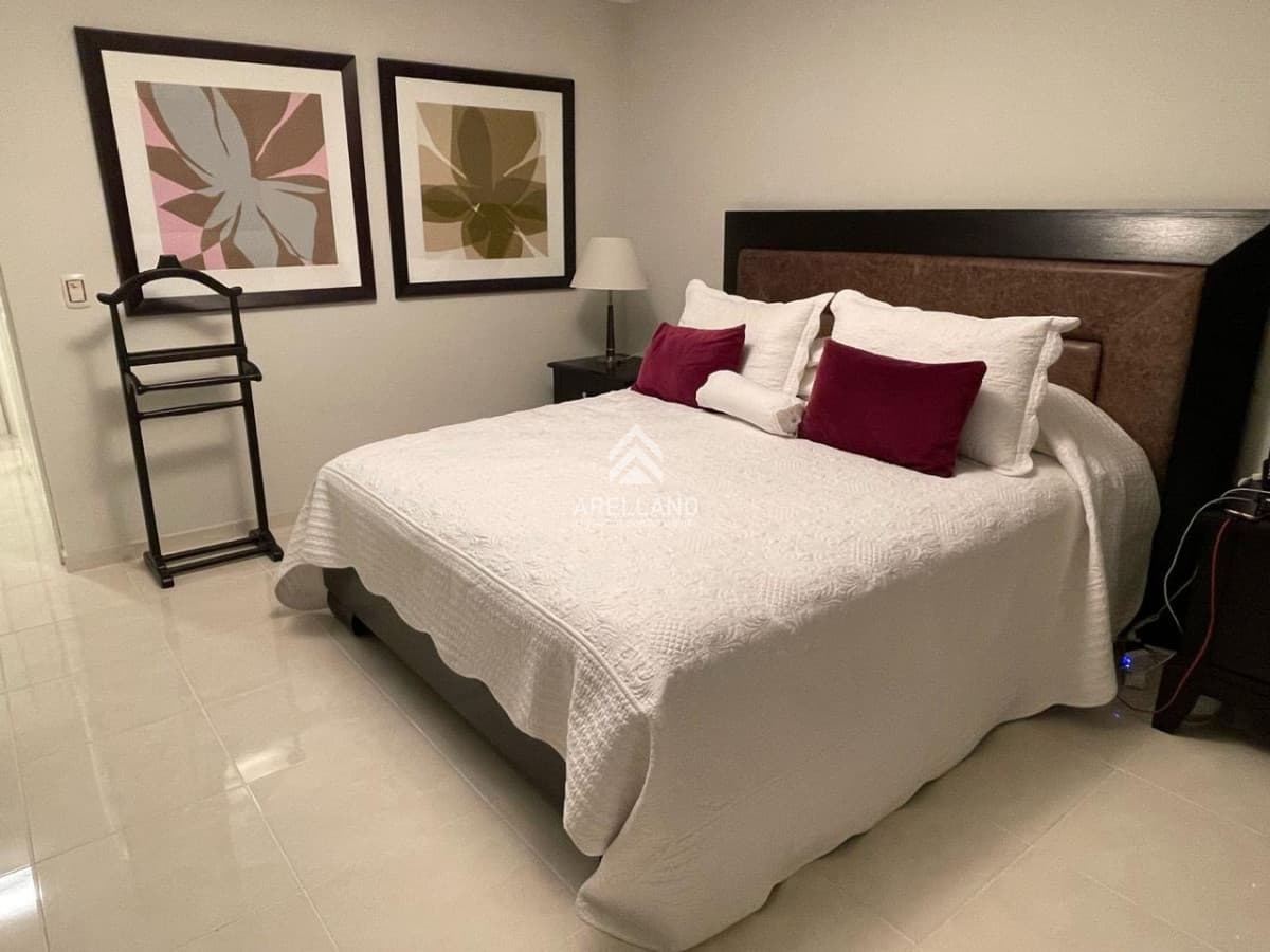 Apartamento ID.5989 - LE JARDIN PUNTA DEL ESTE VENTA DE APARTAMENTO DE 3 SUITES