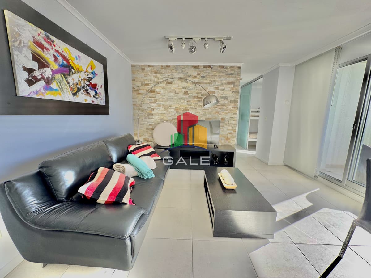 OCEAN DRIVE PUNTA DEL ESTE ALQUILER TEMPORARIO DE APARTAMENTO DE 1 DORMITORIO Y MEDIO   -