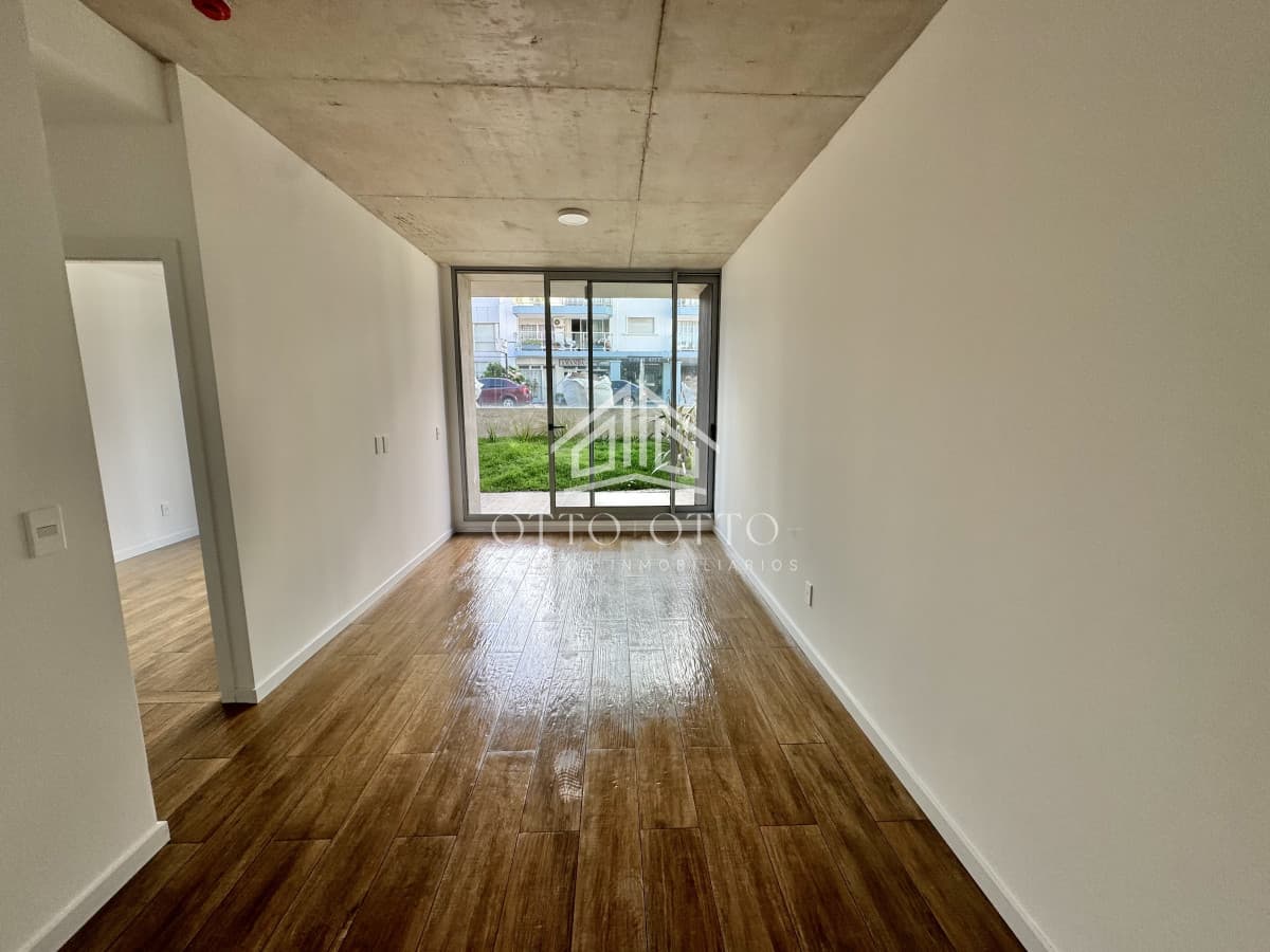 APARTAMENTO A ESTRENAR EN EDIFICIO SUDESTE PUNTA DEL ESTE