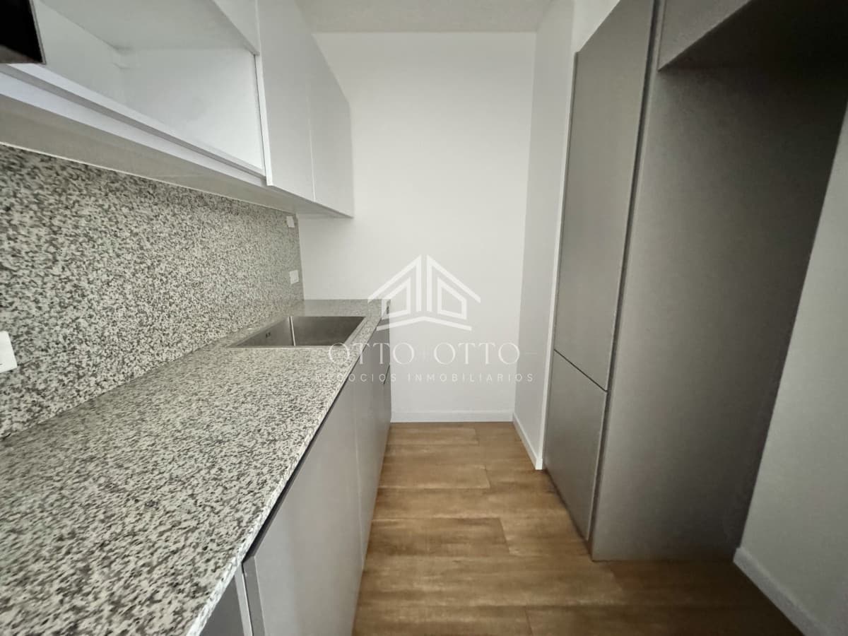 APARTAMENTO A ESTRENAR EN EDIFICIO SUDESTE PUNTA DEL ESTE