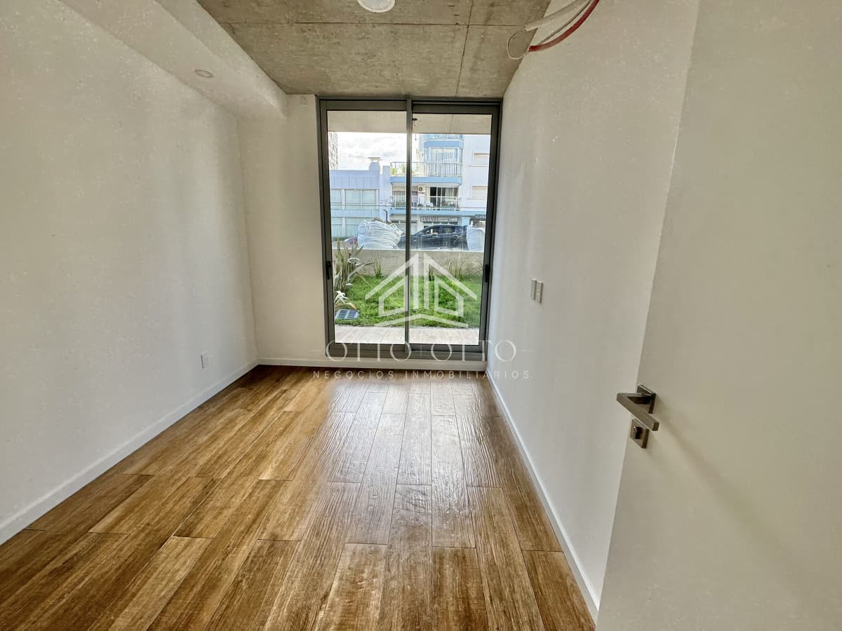 APARTAMENTO A ESTRENAR EN EDIFICIO SUDESTE PUNTA DEL ESTE