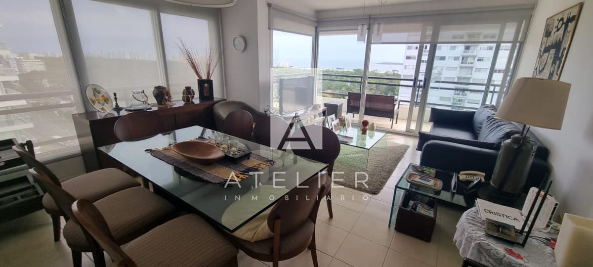 VENTA DE APARTAMENTO DE 3 DORMITORIOS EN ROOSELVELT