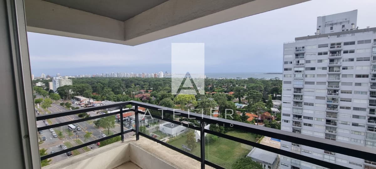 VENTA DE APARTAMENTO DE 3 DORMITORIOS EN ROOSELVELT