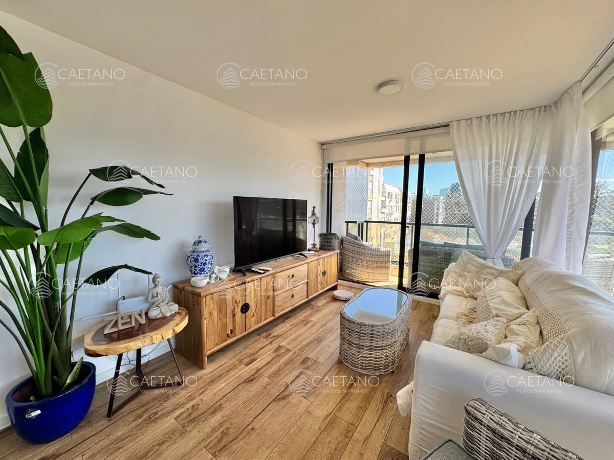 Venta apartamento 2 dormitorios en Playa Mansa, Punta del Este
