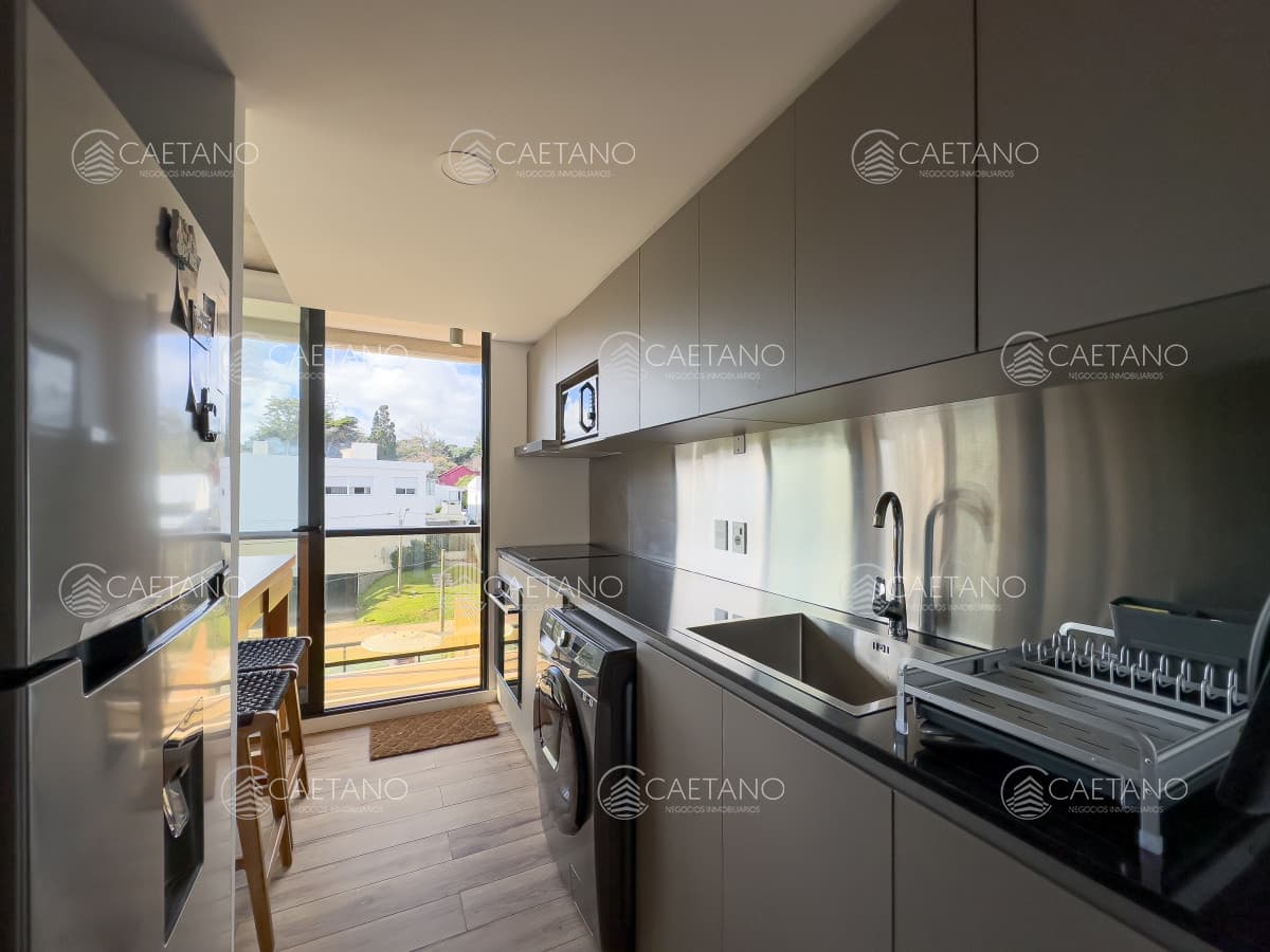 Venta apartamento 2 dormitorios en Playa Mansa, Punta del Este