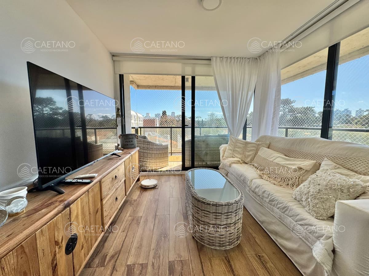 Venta apartamento 2 dormitorios en Playa Mansa, Punta del Este