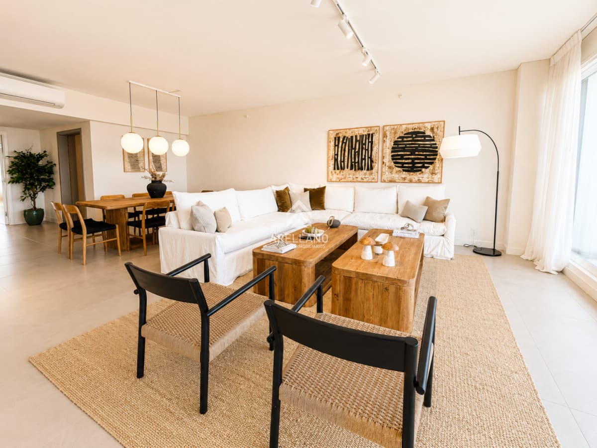 Apartamento ID.6354 - Venta apartamento 4 dormitorios  en suite en Le Parc III, Playa Brava Punta del Este.