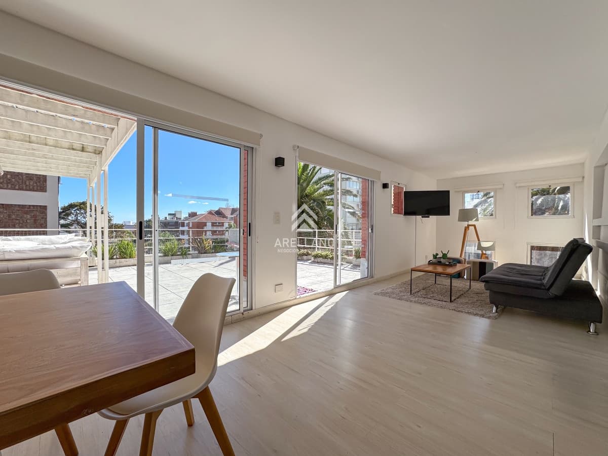 Apartamento ID.136 - Venta apartamento 2 dormitorios en Peninsula - financiado