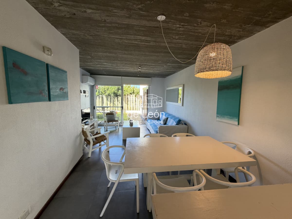 Venta apartamento en Manantiales 3 dormitorios