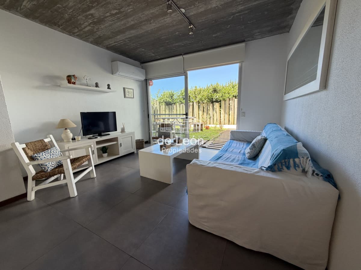 Venta apartamento en Manantiales 3 dormitorios