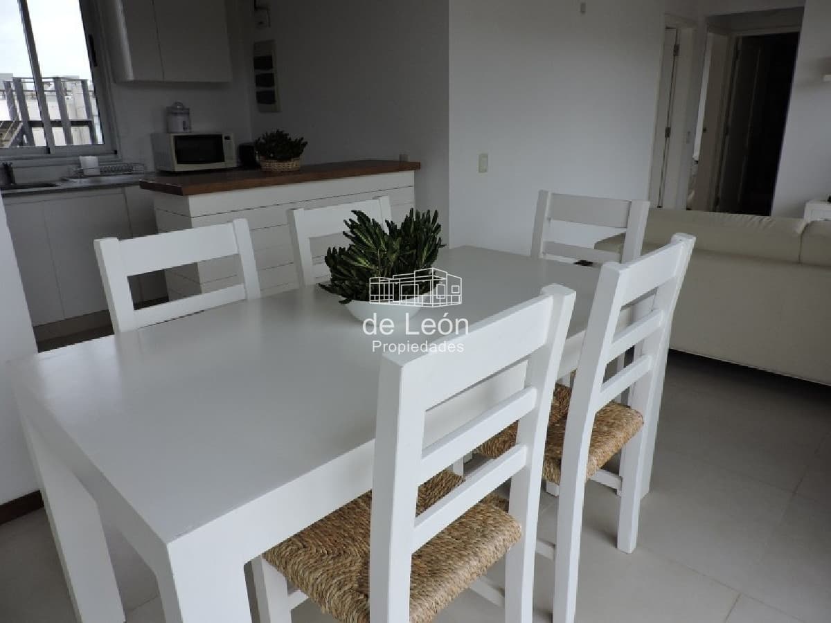 Venta apartamento 3 dormitorios en Mananatiales
