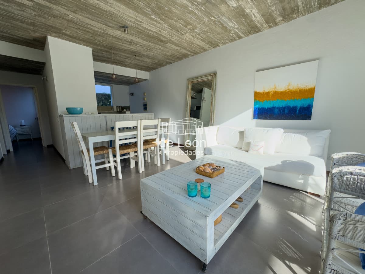 Alquiler apartamento en Manantiales 3 dormitorios