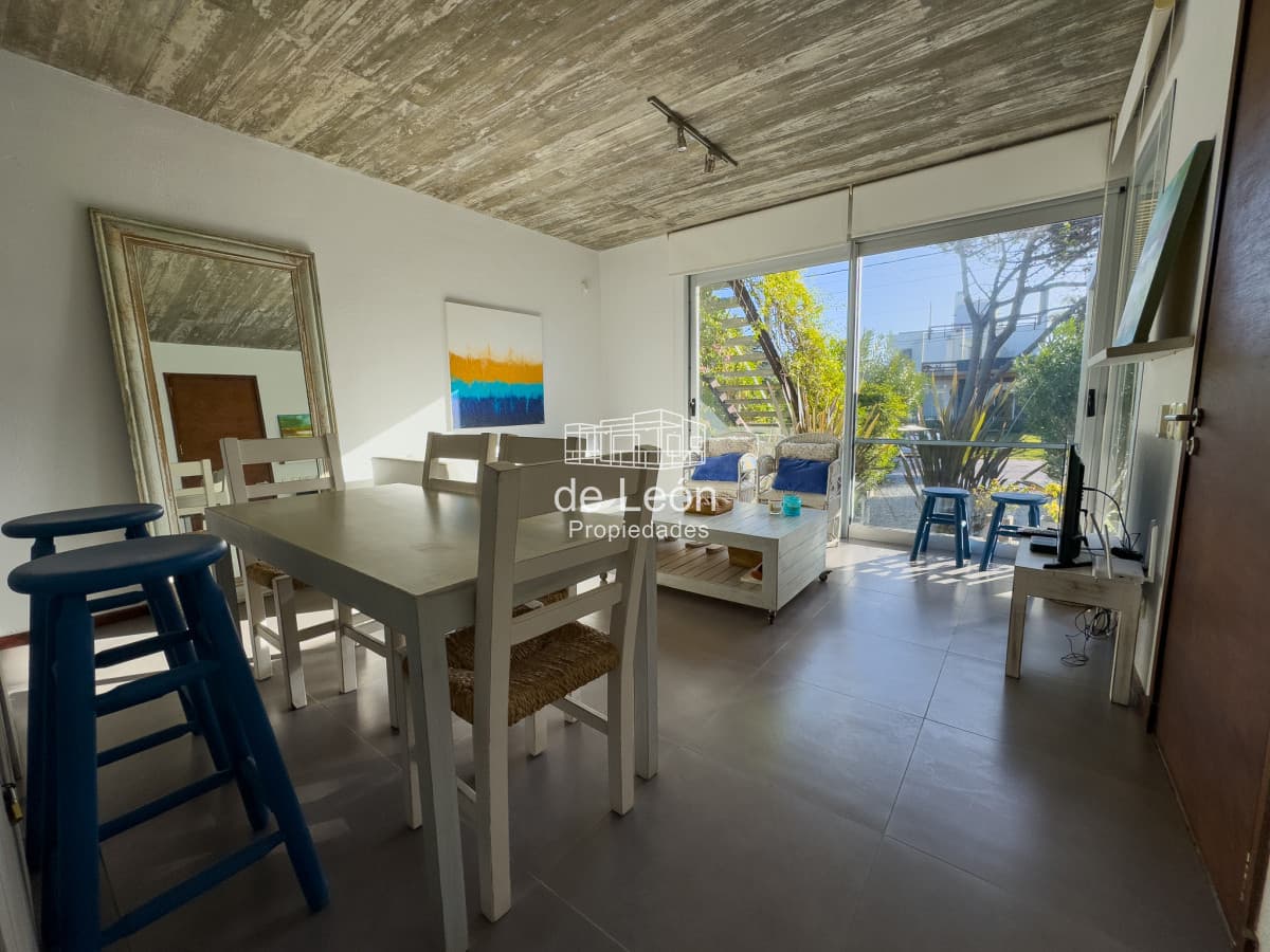 Alquiler apartamento en Manantiales 3 dormitorios