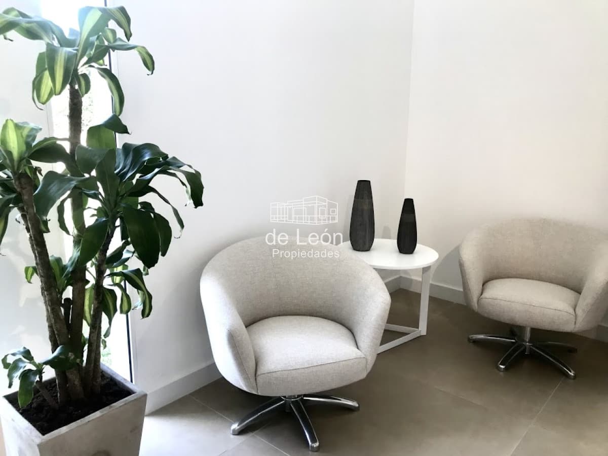 Venta Boulevard Park, Playa Mansa,  4 suite, mas servicio .