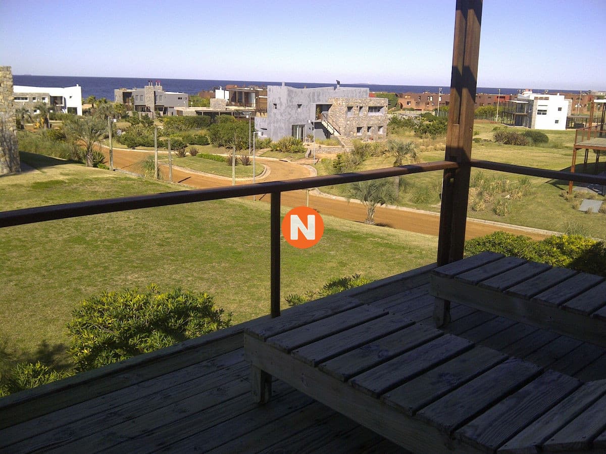 Venta Alquiler  casa con hermosa vista al mar en Country Pri ...