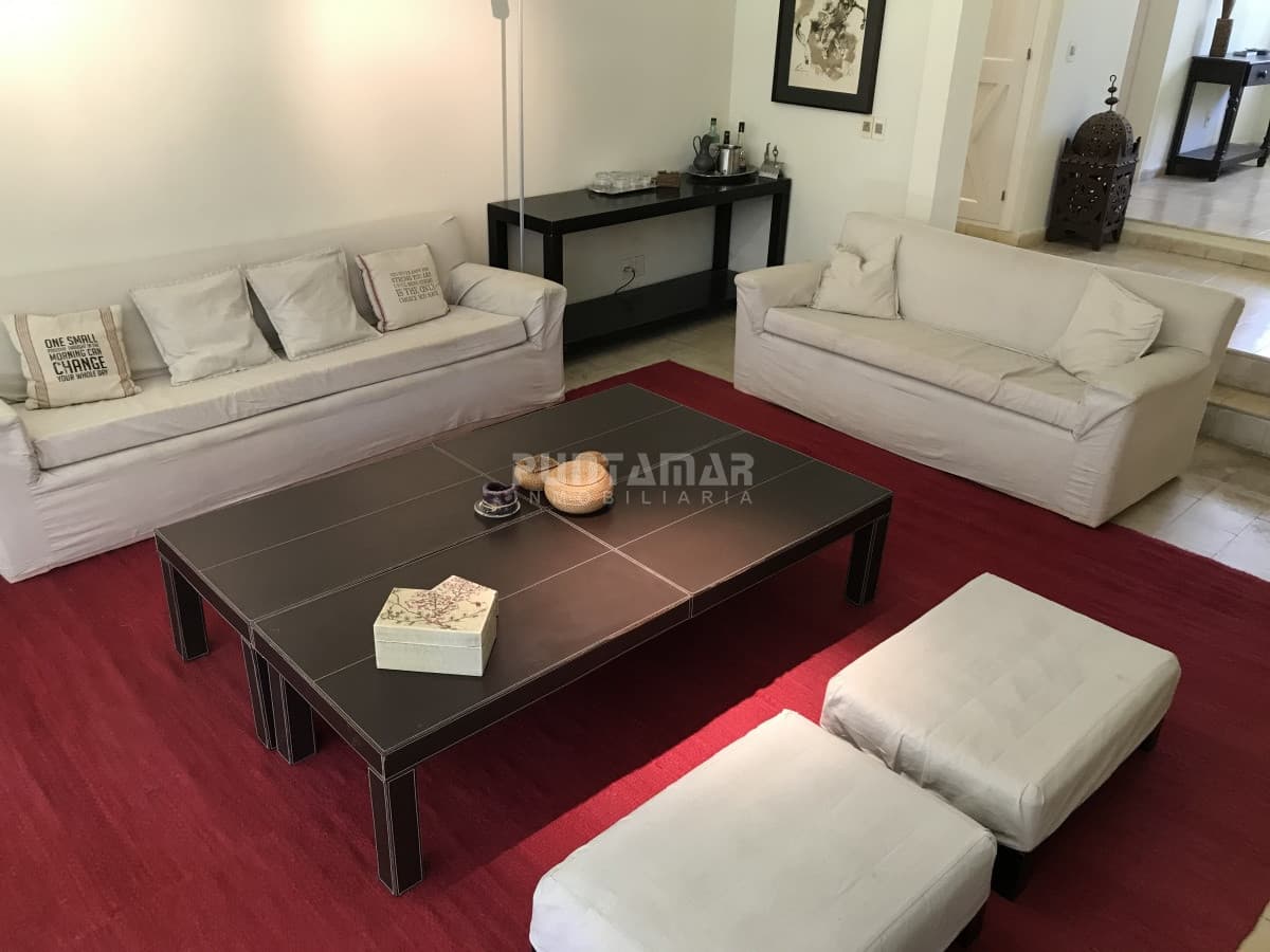 Casa ID.212248 - Venta de casa en Laguna Blanca 4 dormitorios