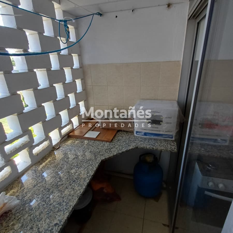 Apartamento ID.10568 - Apartamento 2 Dor. + Coch. + Bajos Gtos.