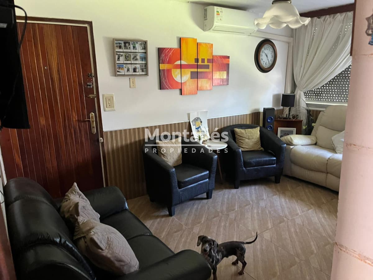 Apartamento ID.10630 - Apartamento 2 Dor. + Coch. + Bajos Gtos.