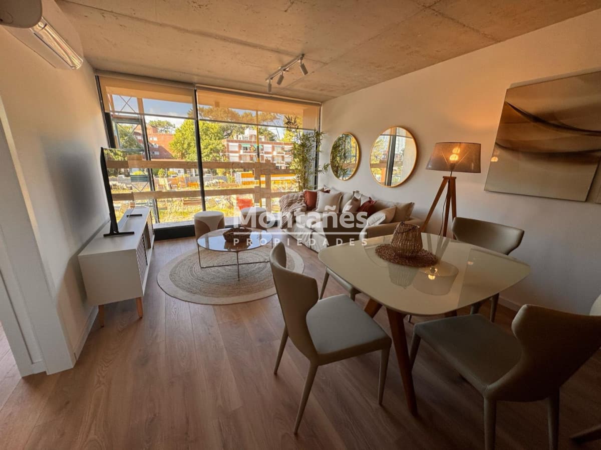 Apartamento ID.10227 - Torres del Este Mansa  2 Dormitorios