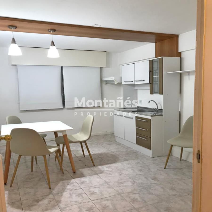 Apartamento ID.10032 - Apartamento centro de Maldonado. Unico!! Con Renta Vigente
