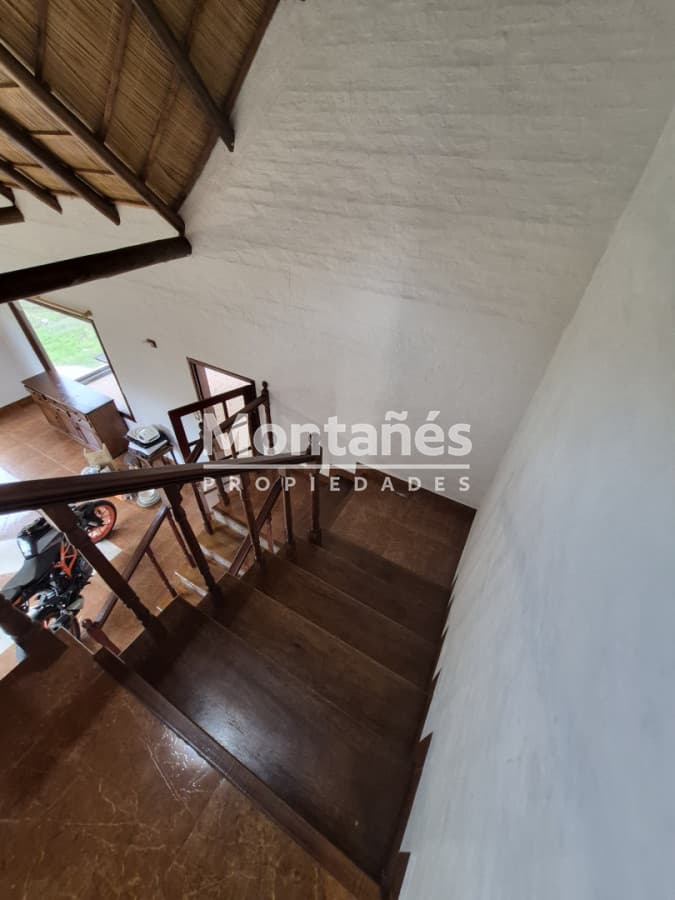 Aqluiler anual: Casa quincho a 150 mt del mar Pda 37 mansa.
