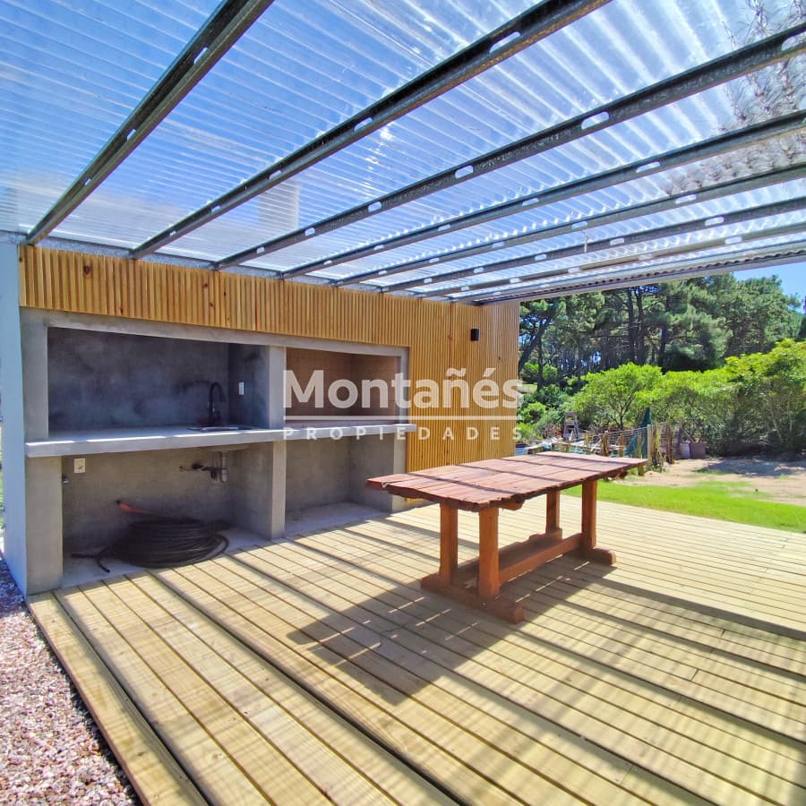 Casa ID.10338 - 🏡 Casa moderna de 3 dormitorios en entorno natural - Club del Lago