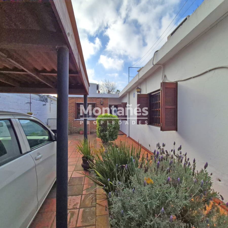 Casa ID.10623 - Ideal para Vivir e Invertir | Casa + Apartamento + Galpón