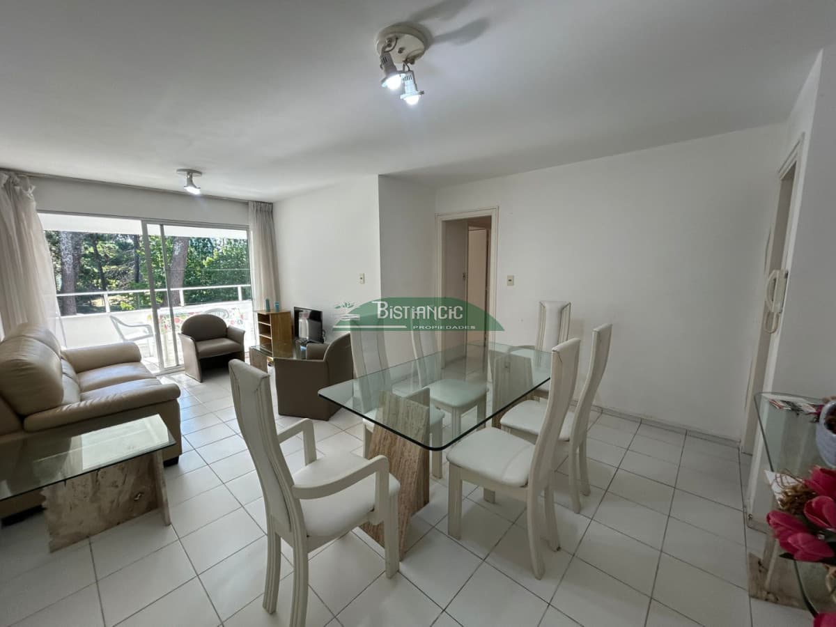 Vivi la temporada proximo a la playa ! apto de 3 dorm, 2 baños, con garage, piscina y amenities.