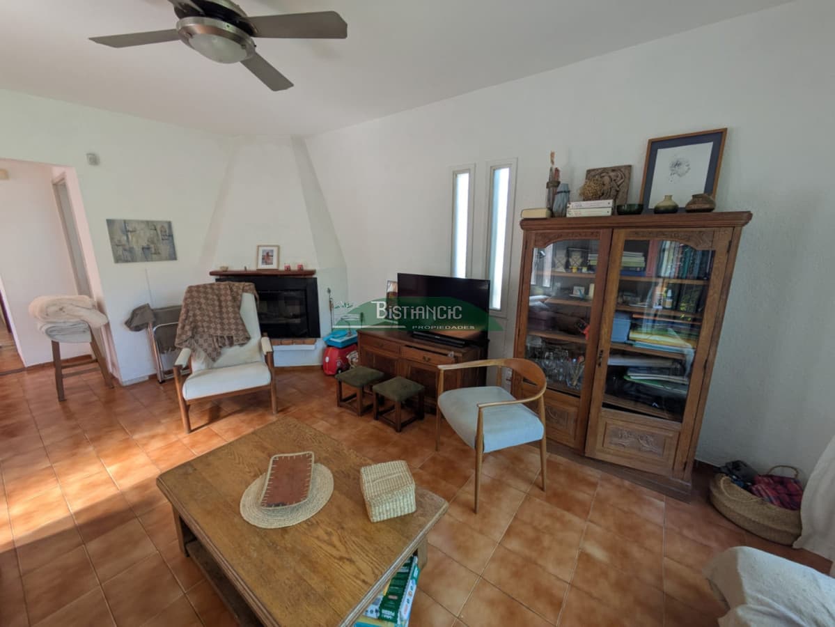 Hermosa casa en Pinares, 3 dorm, 3 baños, barbacoa, cerca del mar U$S 270.000