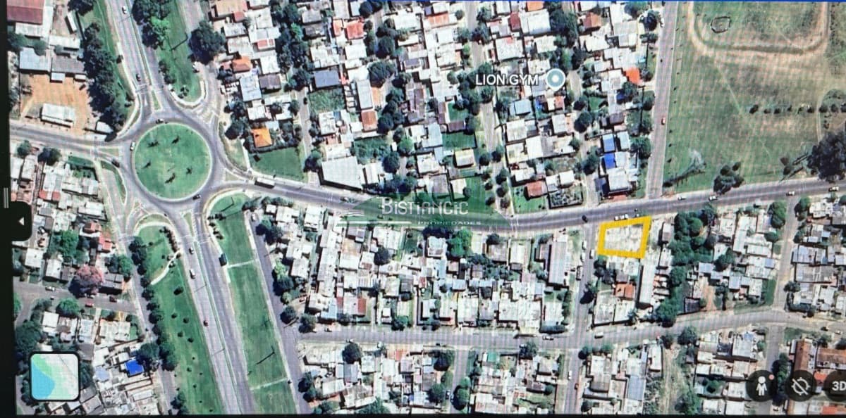 Terreno de 396m2 en venta! totalmente cercado con porton, en gran esquina, zona de alto transito.