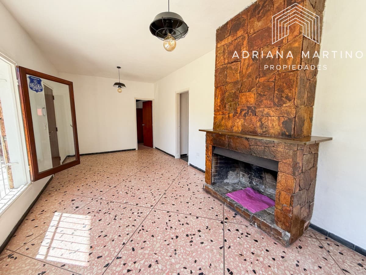 VENTA CASA 2 DORMITORIOS 2 BAÑOS PH PINARES LAS DELICIAS EN MUY BUEN ESTADO
