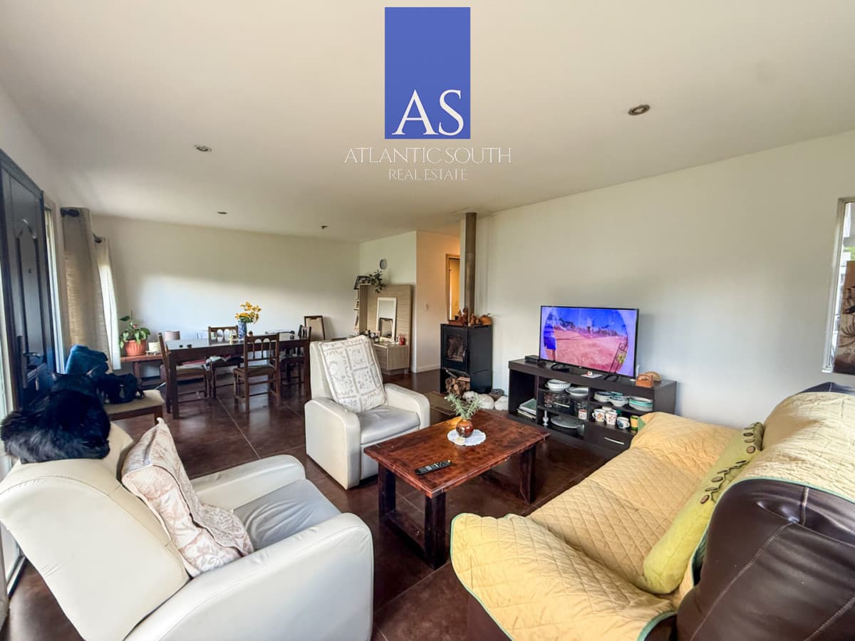 VENTA CASA 3 DORMITORIOS + LOFT 2 SUITES JARDINES DE CORDOBA ALADO DE BARRIO PRIVADO PUNTA DEL ESTE