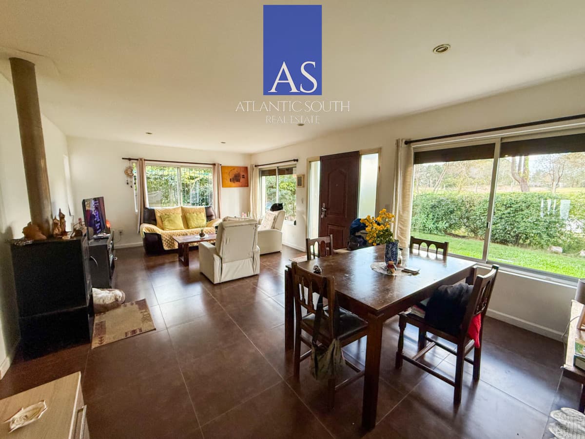 VENTA CASA 3 DORMITORIOS + LOFT 2 SUITES JARDINES DE CORDOBA ALADO DE BARRIO PRIVADO PUNTA DEL ESTE