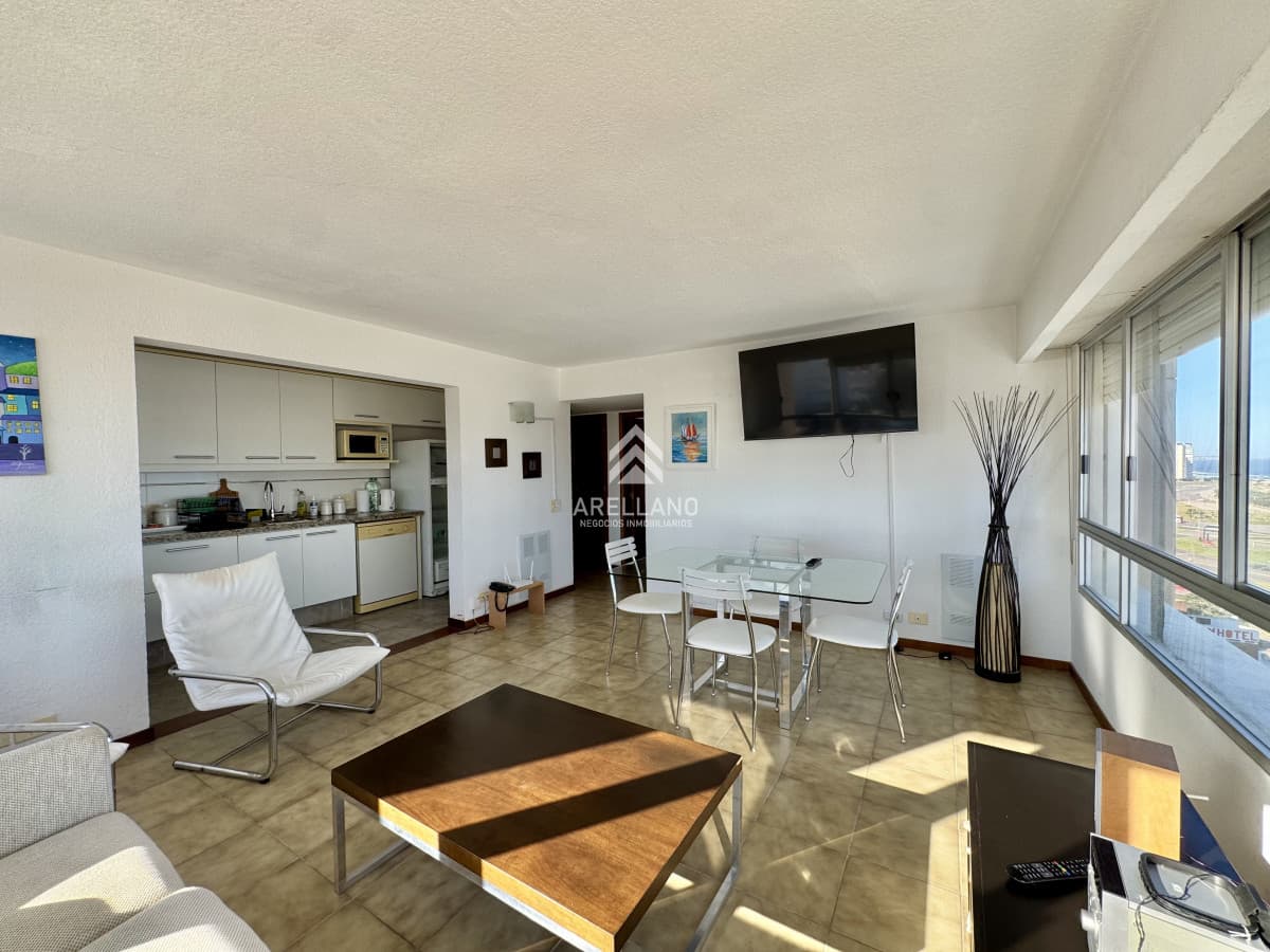 Apartamento ID.6962 - Apartamento con vista al mas a pasos del puerto disponible en alquiler temporal