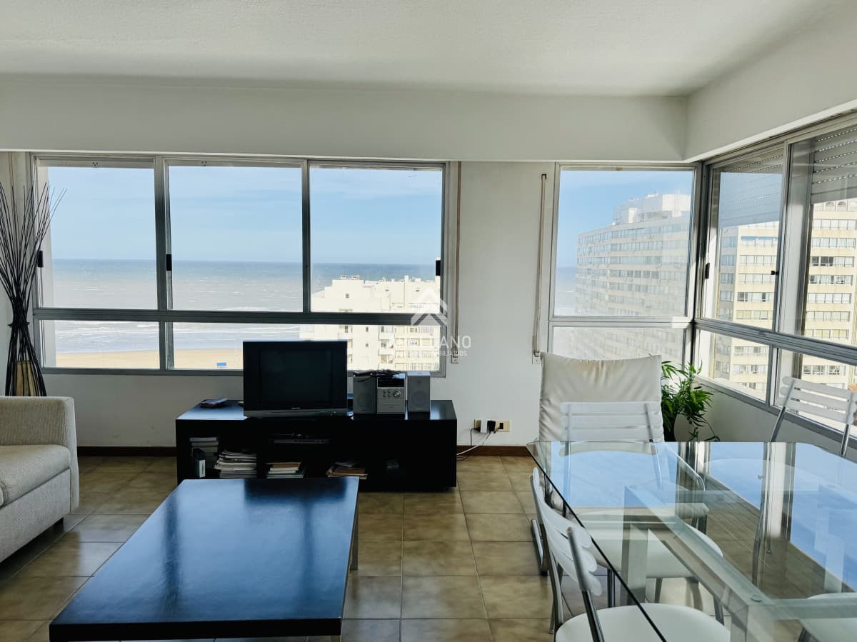 Apartamento ID.6962 - Apartamento con vista al mas a pasos del puerto disponible en alquiler temporal