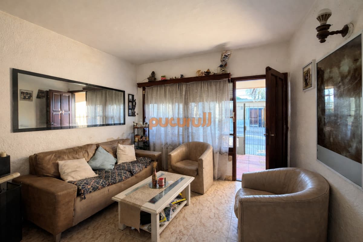 Se vende casa con apartamento en Maldonado