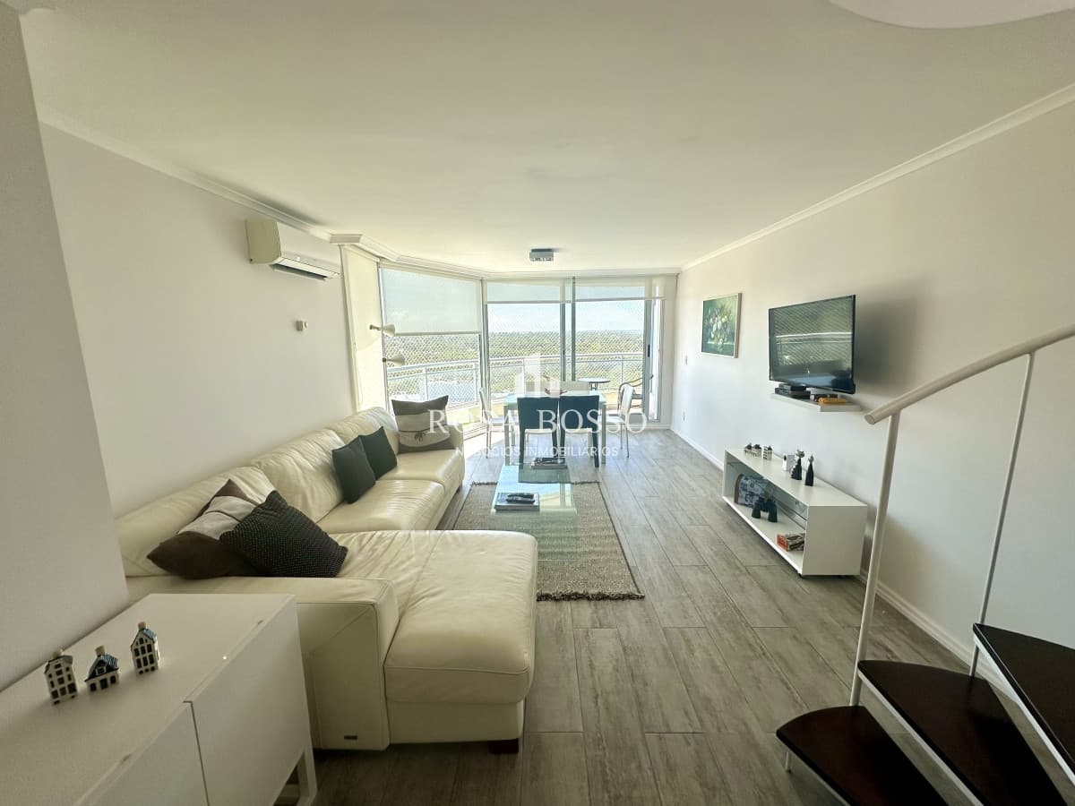 Pent House duplex en torre de categoria con hermosas vistas