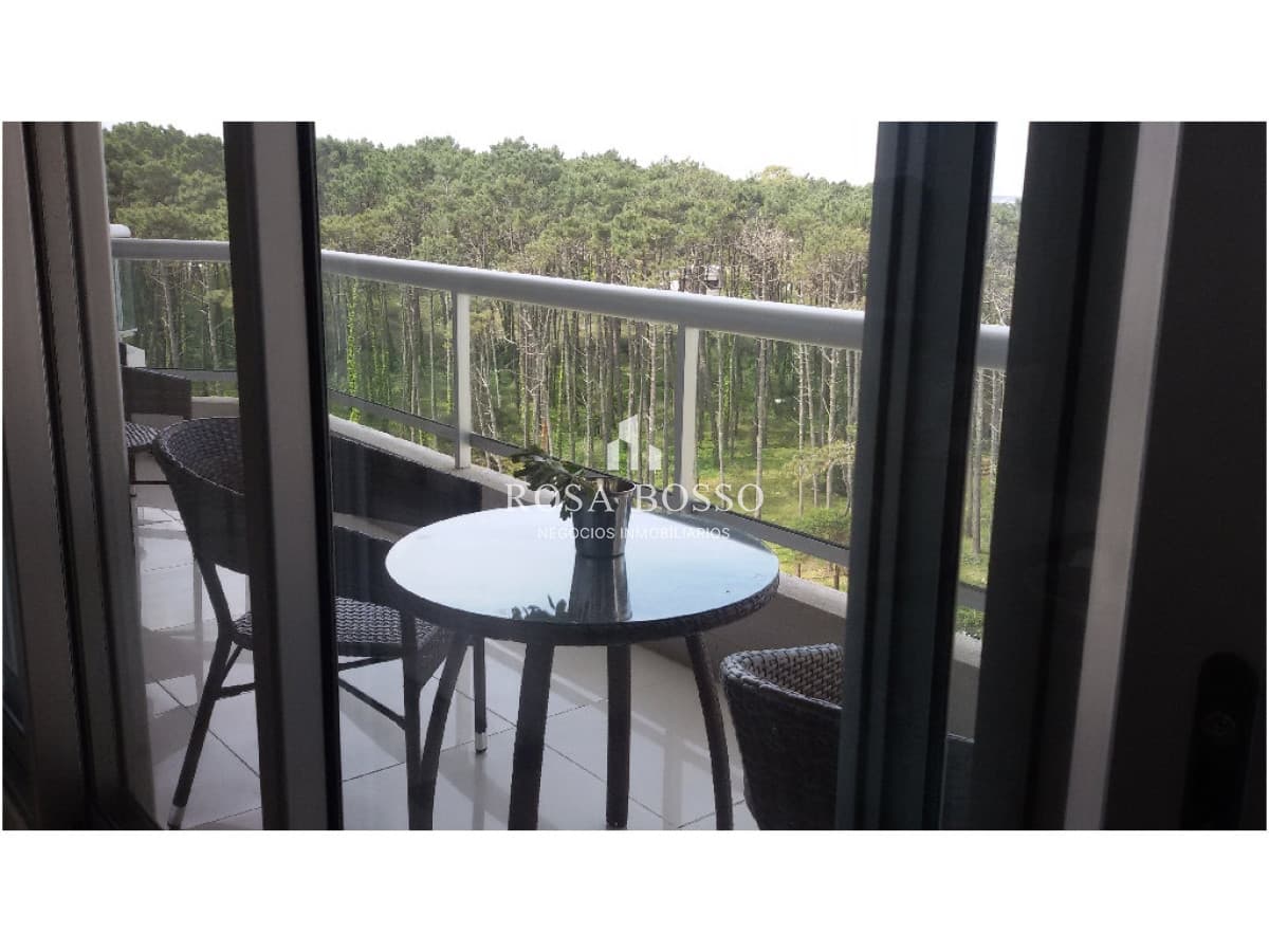 Apartamento de categoría a pasos Del Mar