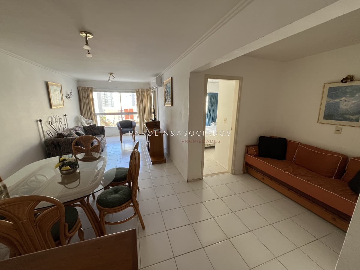 Apartamento de 1 dormitorio en venta. Brava, Punta del Este
