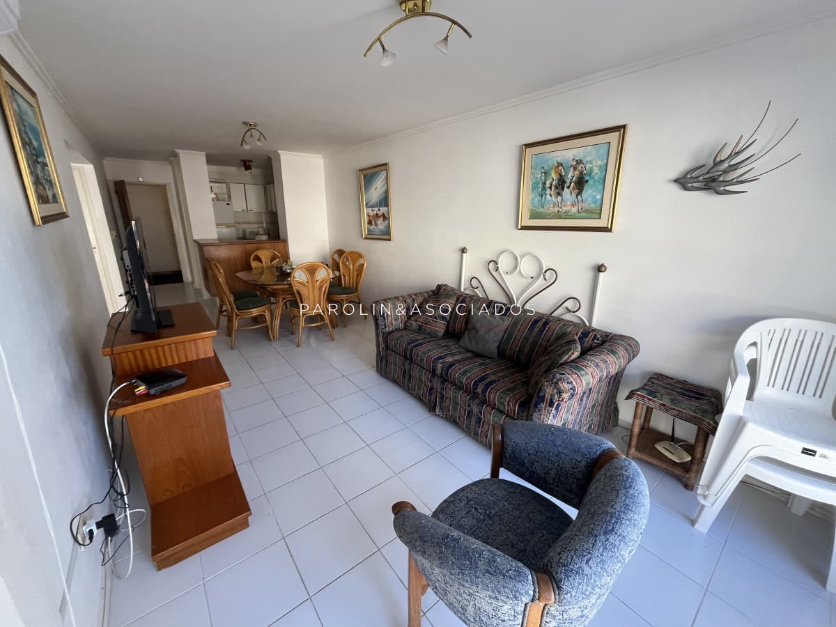 Apartamento de 1 dormitorio en venta. Brava, Punta del Este