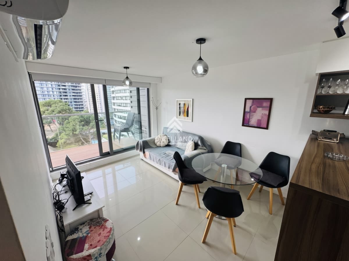 Apartamento ID.7083 - Venta apartamento Chronos de 1 dormitorio y medio