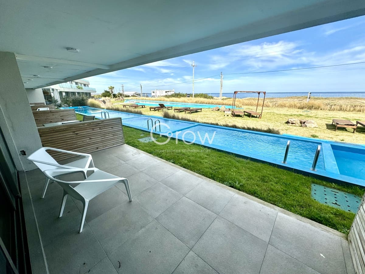 Monoambiente con piscina propia a pasos de la playa
