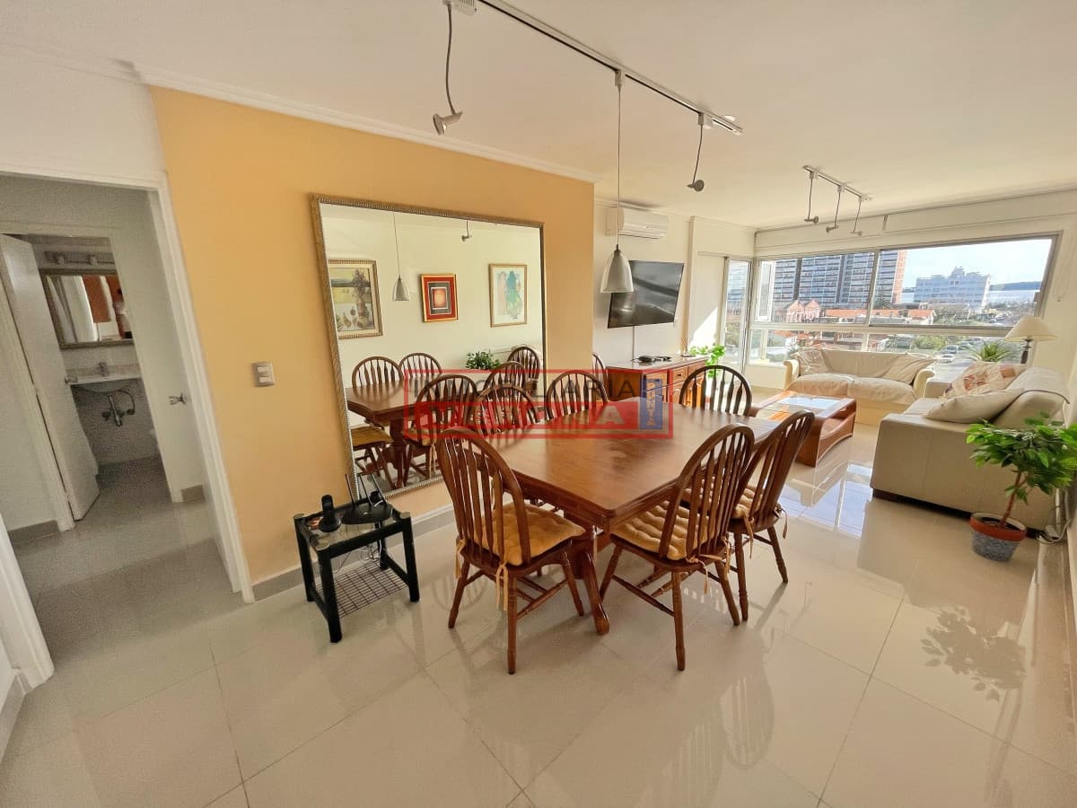 Edificio con todos los servicios, a pasos de centro y cerca de la brava y mansa - Inmobiliaria Verona Punta