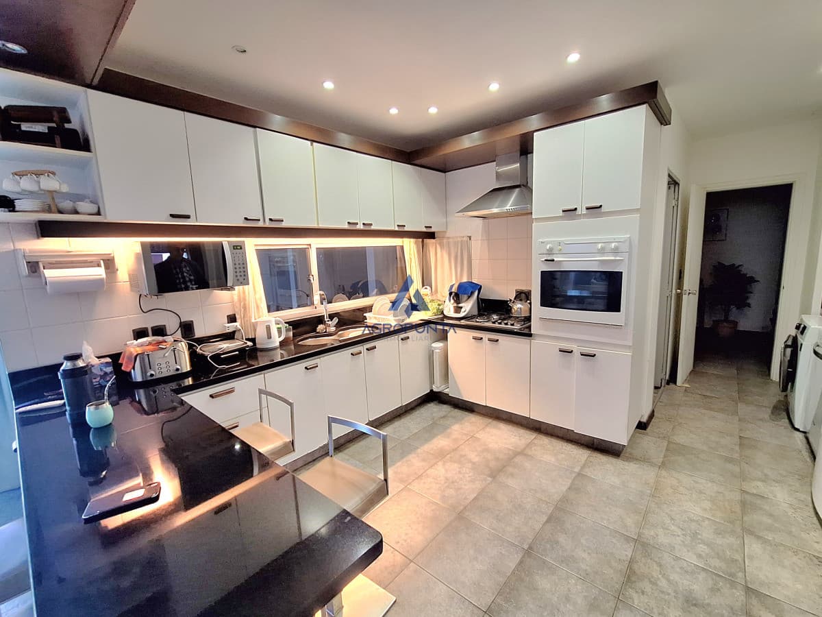 Casa en venta cerca del mar punta del este